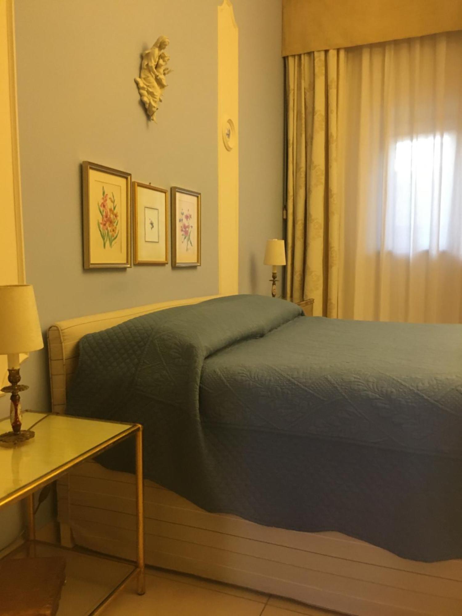 Domus Felix Bed & Breakfast Sorrento Eksteriør bilde